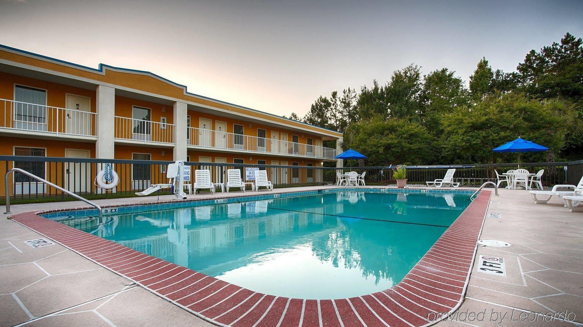 Best Western Of Walterboro Buitenkant foto